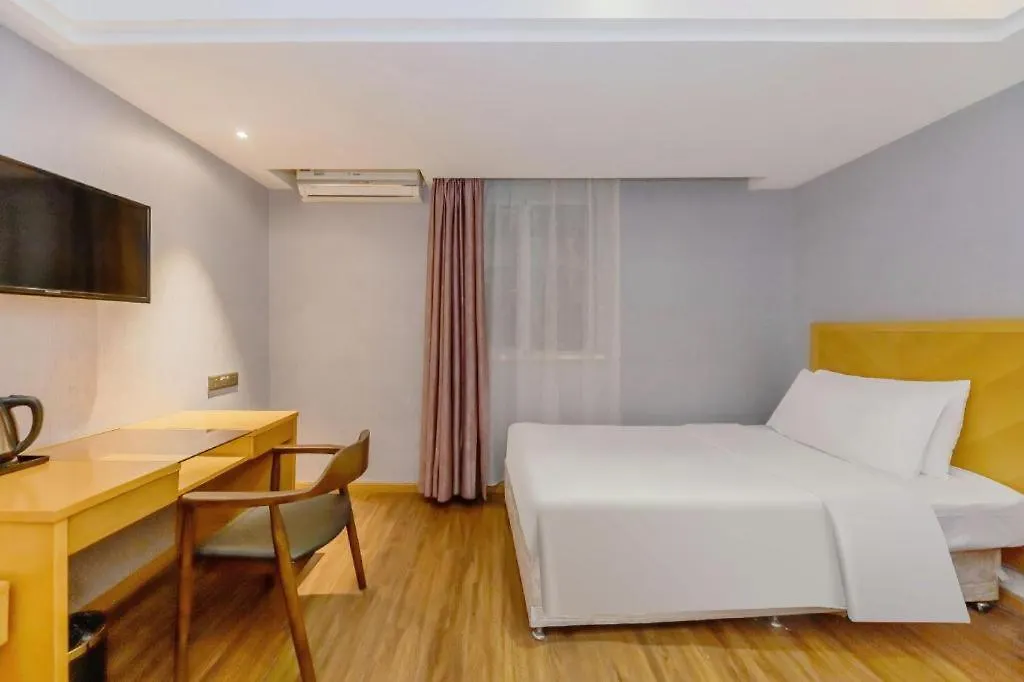 Yitel Shanghai Hongqiao Railway Station National Convention And Exhibition Center Hotel